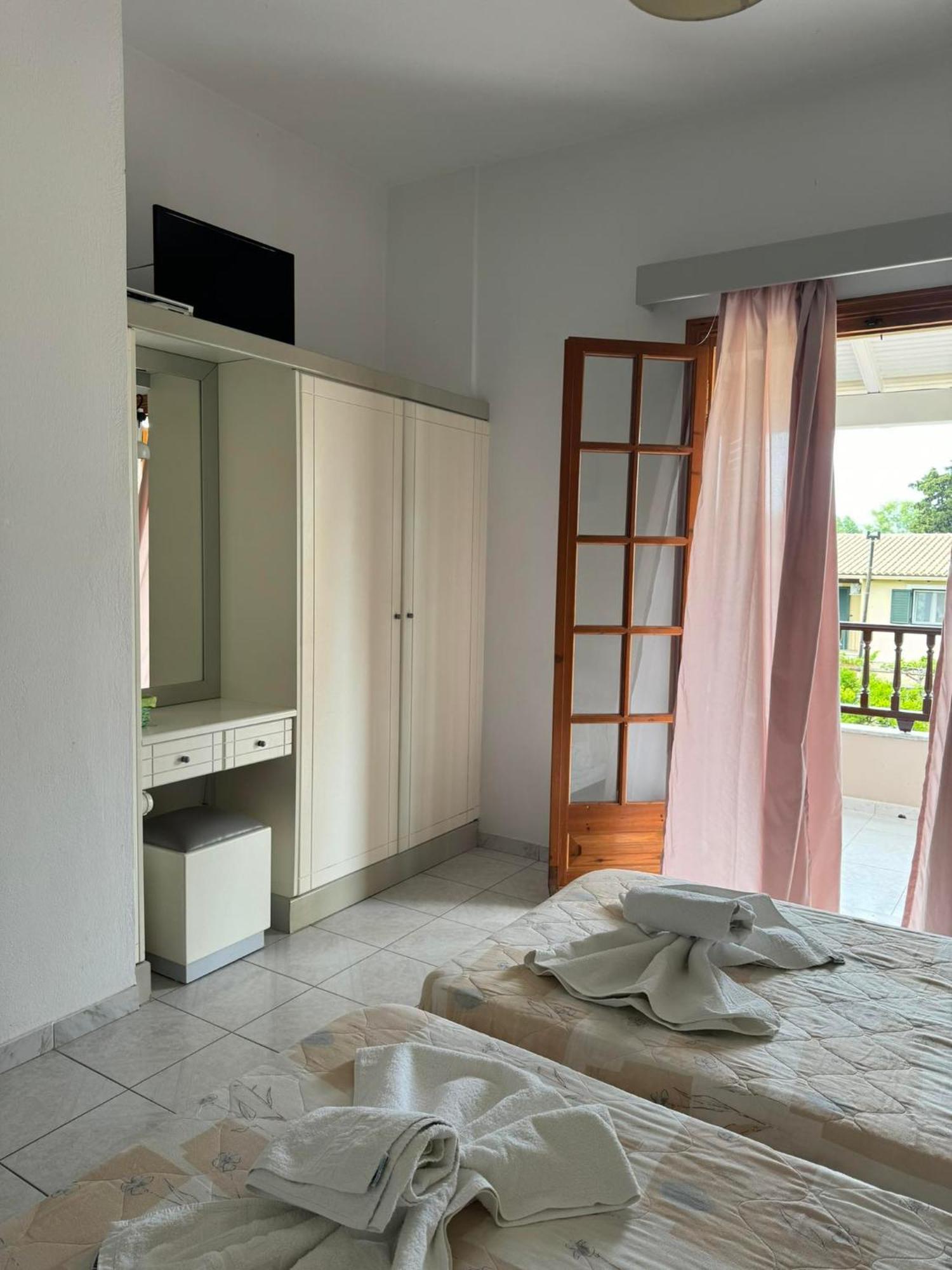 Villa Sofia Acharavi  Luaran gambar