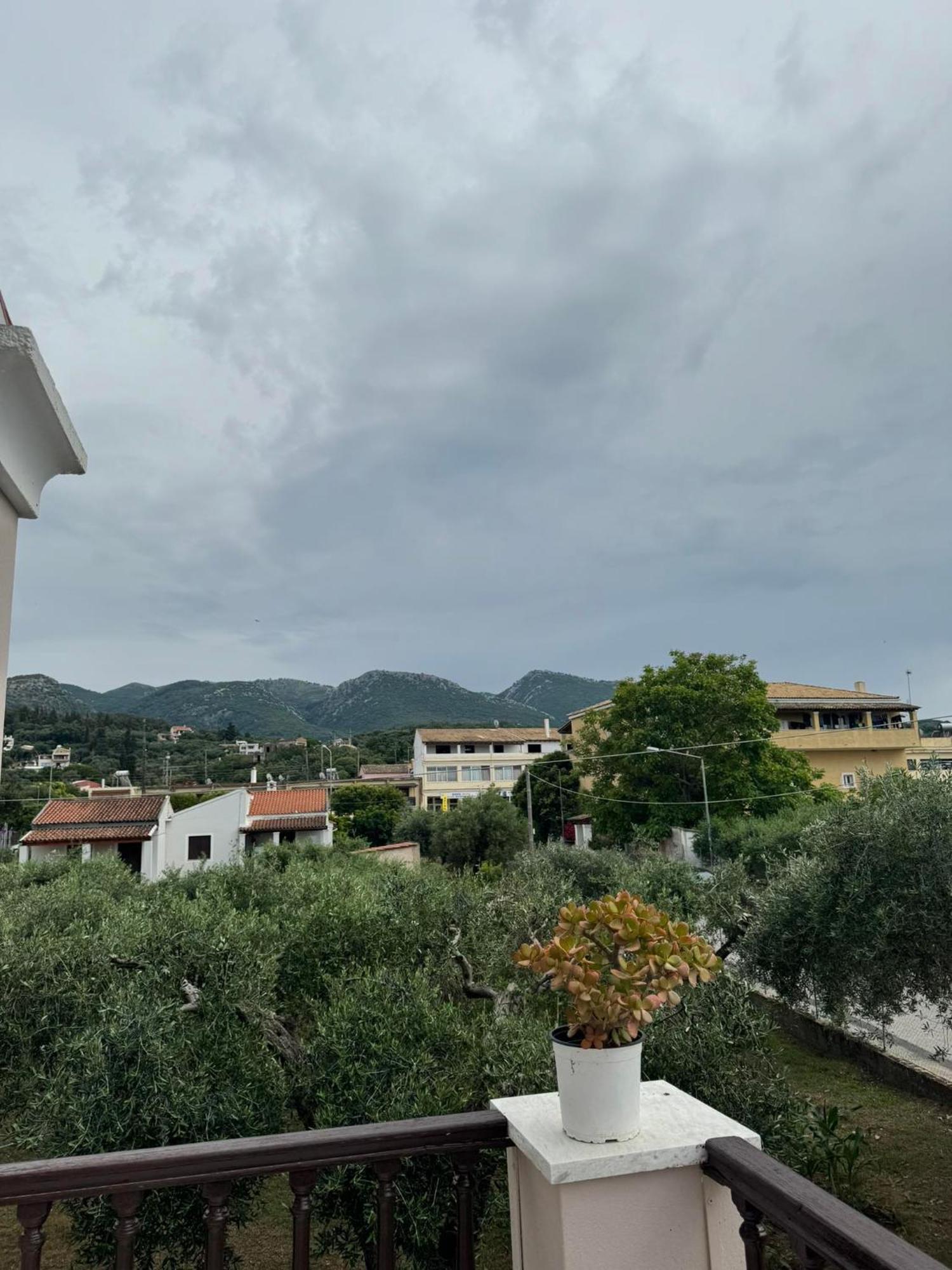 Villa Sofia Acharavi  Luaran gambar